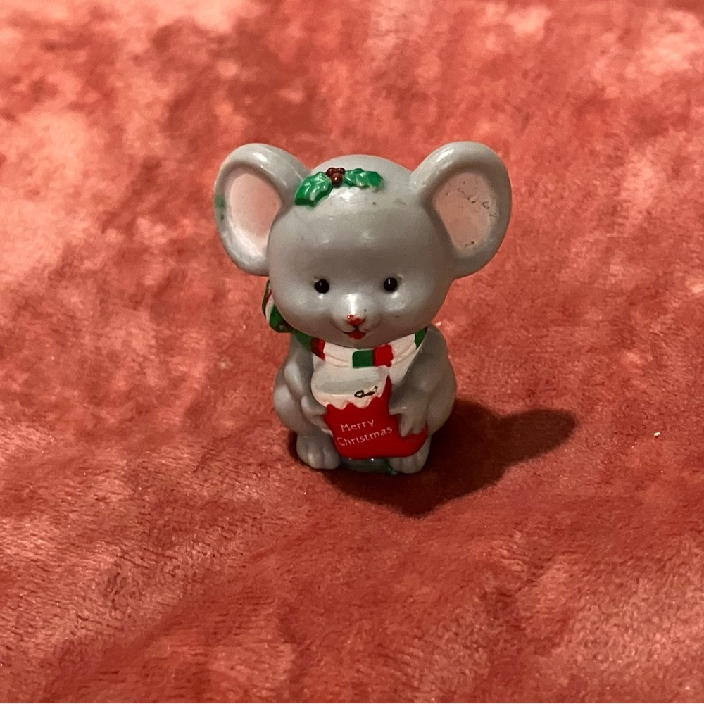 Vintage Russ Berrie Christmas Mouse Miniature Figurine